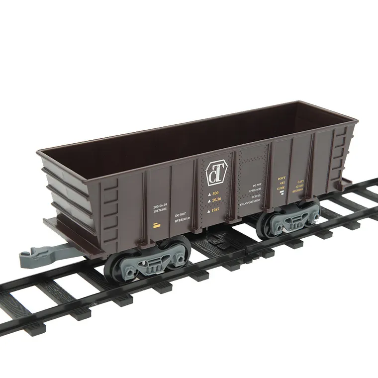 Smiki, tren clasic cu sine, fum, lumini si sunete, 1:48