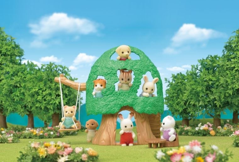 Sylvanian Families, Casuta in copac la gradinita cu figurina, 5318