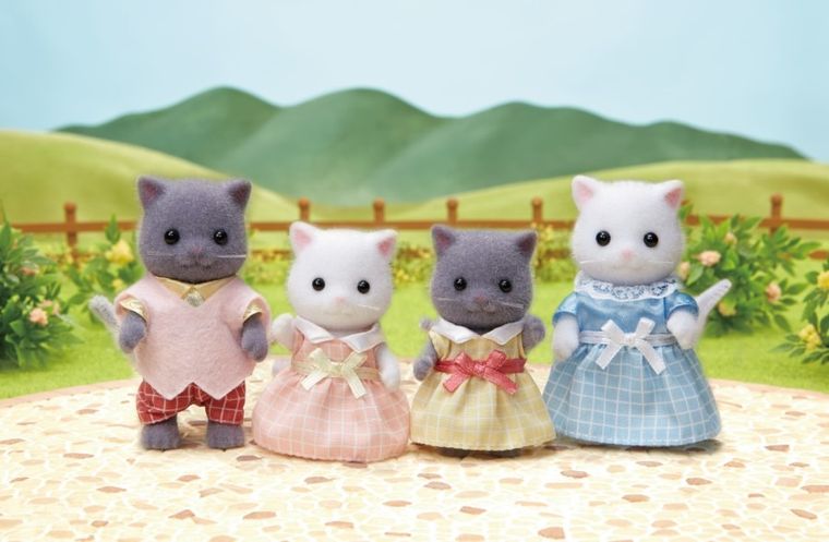 Sylvanian Families, Familia de pisicute persane, set de figurine, 5455