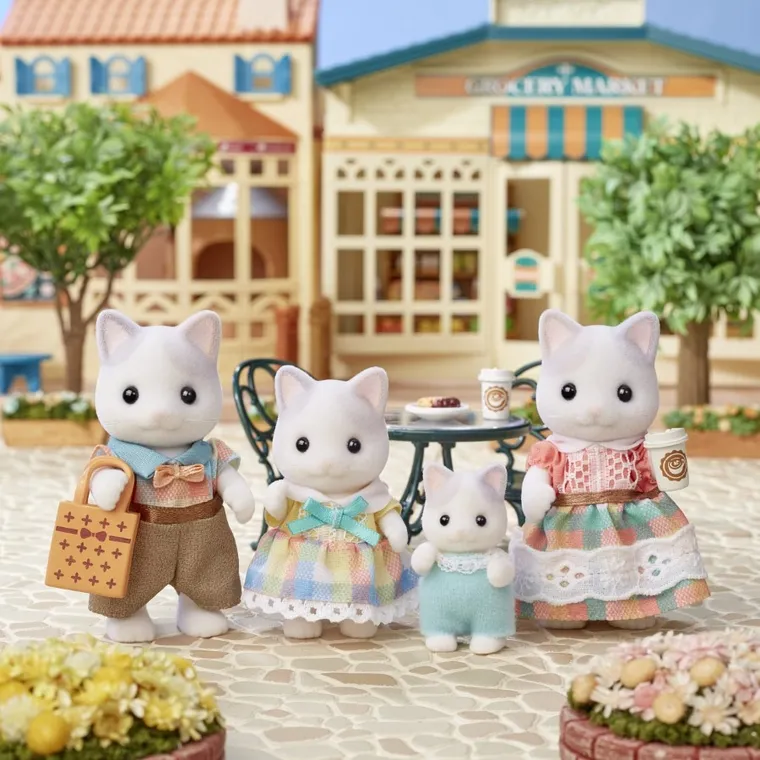 Sylvanian Families, Familia de pisicute, set de figurine, 5738