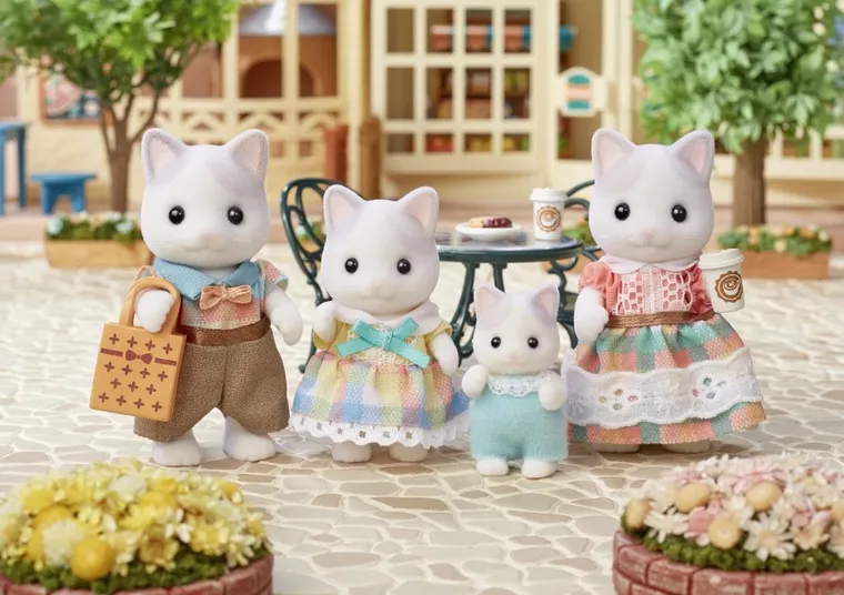 Sylvanian Families, Familia de pisicute, set de figurine, 5738