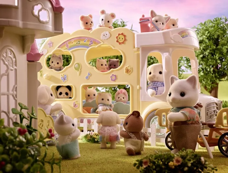 Sylvanian Families, Gradinita colorata, set cu figurine, 5743