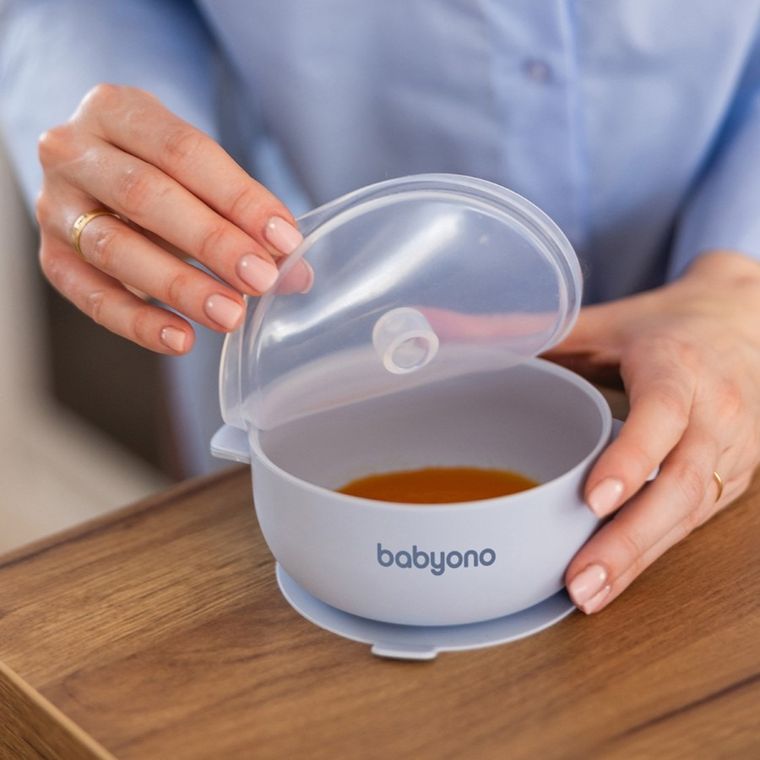 BabyOno, bol din silicon cu ventuza si capac, albastru