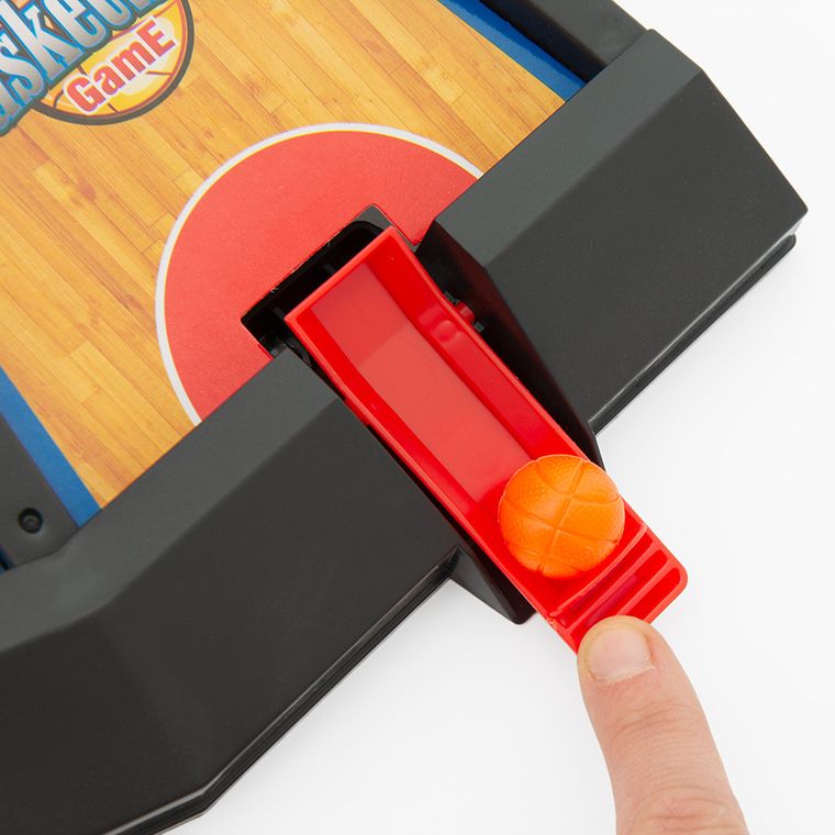 Baschet de masa, joc de indemanare