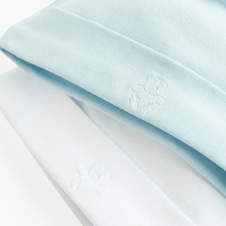 Cool Club, Caciuli pentru baieti, culoare albastru deschis si alb, set 2 buc.