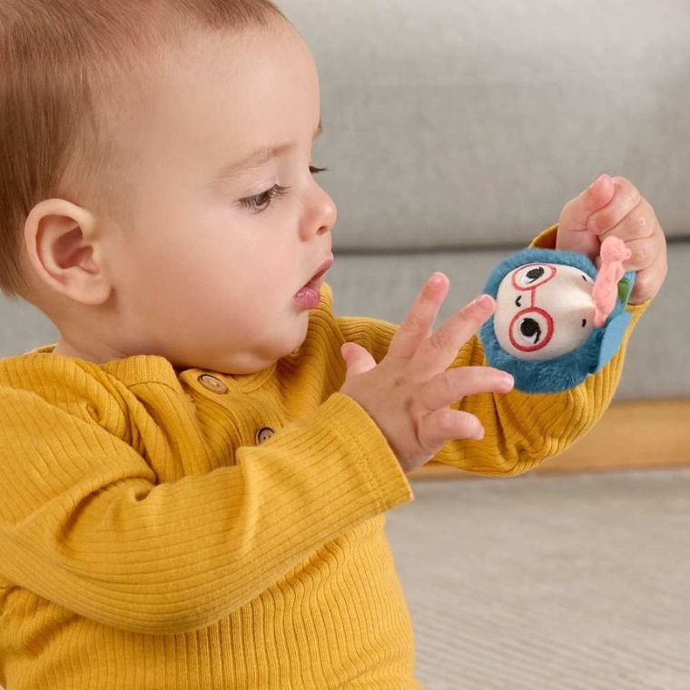 Fisher-Price, Planet Friends, Albinuta harnica si floarea zornaitoare, jucarie senzoriala