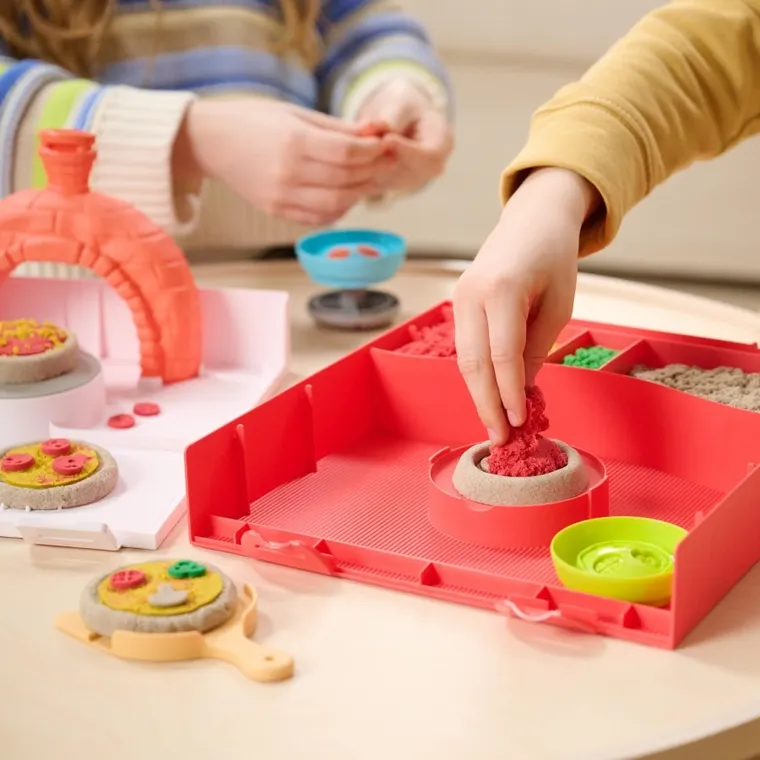 Kinetic Sand, Pizza, set de joaca cu nisip kinetic si accesorii