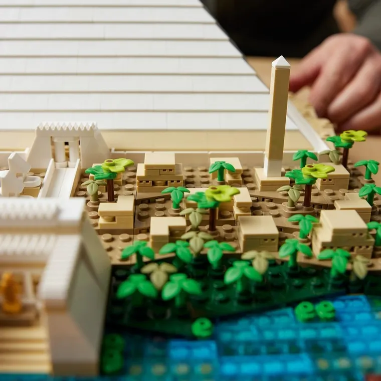 LEGO Architecture, Marea piramida din Giza, 21058