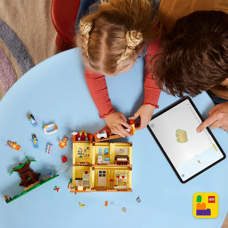 LEGO Bluey, Casa familiei lui Blue, 11203