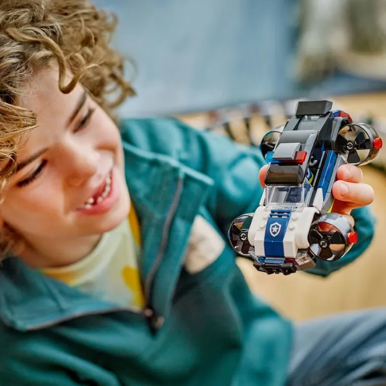 LEGO City, Garaj personalizat pentru masini de politie, 60457