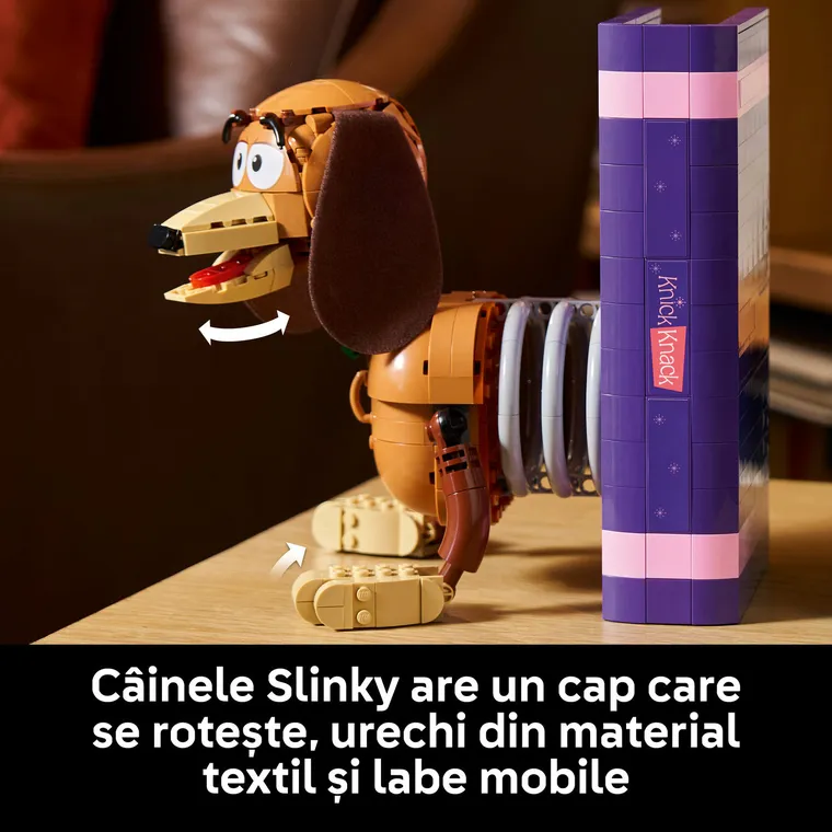 LEGO Disney Pixar, Opritoare de carti Cainele Slinky din Povestea jucariilor, 43301