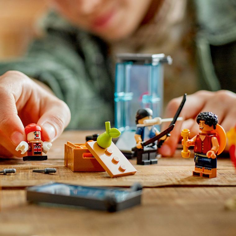 LEGO ONE PIECE, Cortul de circ al clovnului Buggy, 75637
