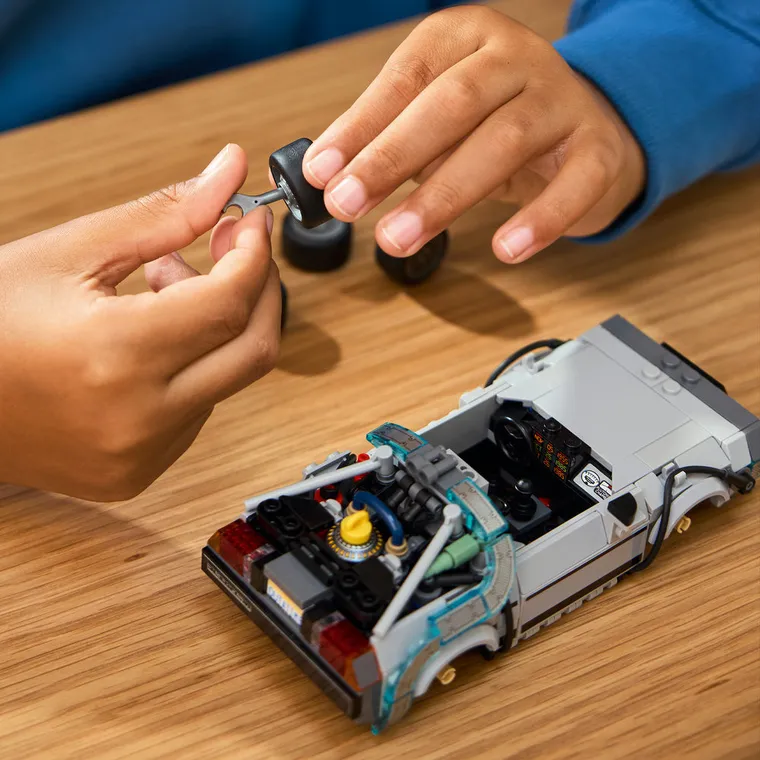 LEGO Speed Champions, Masina timpului din Inapoi in viitor, 77256