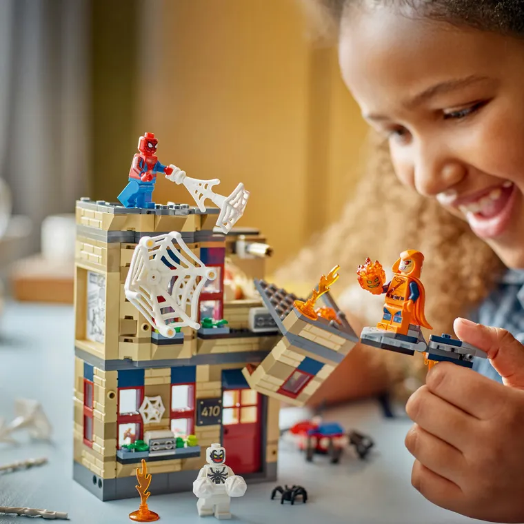 LEGO Super Heroes, Apartamentul lui Peter Parker, 76317