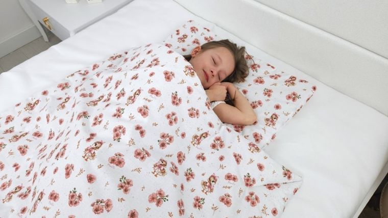 MimiNu, Ratuci, set lenjerie de pat single cu umplutura, roz, 120-90 cm