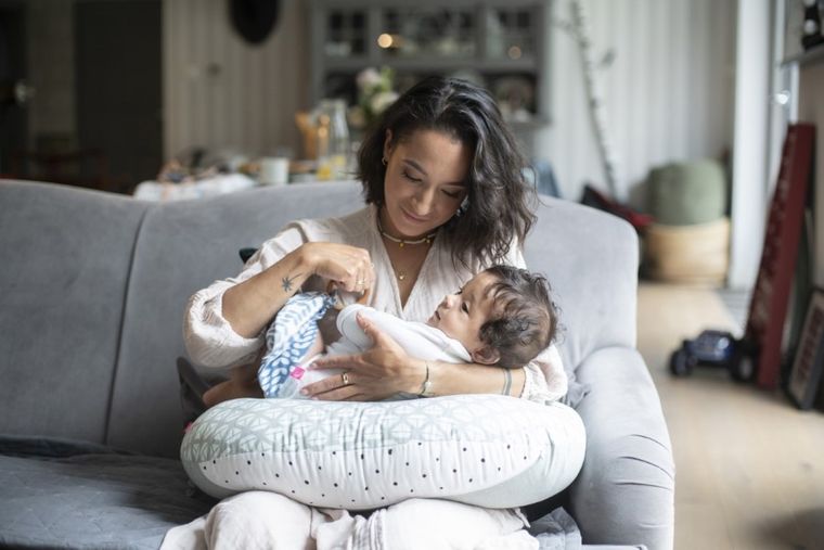 Motherhood, jucarie din lemn pentru dentitie, Pink Classics