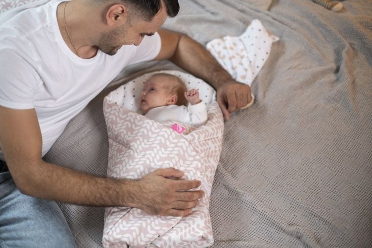 Motherhood, Paturica de infasat din bumbac, Pink Squares