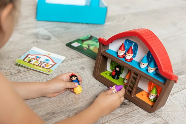 Smart Games, Alba ca Zapada, joc de logica