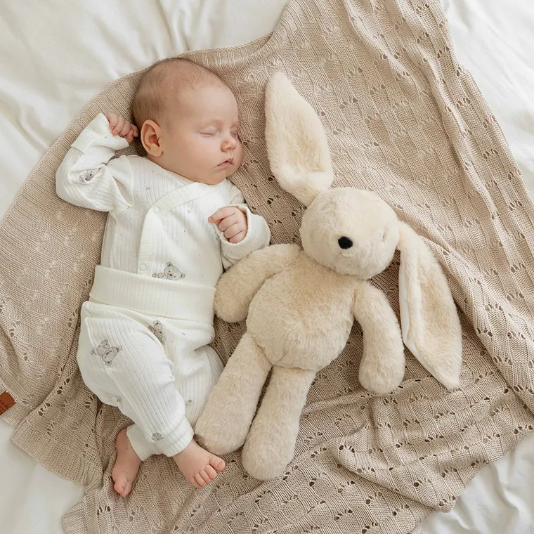 Smiki, Little Dreamer, Iepuras cu sunete albe, jucarie de plus cu lumini si melodii