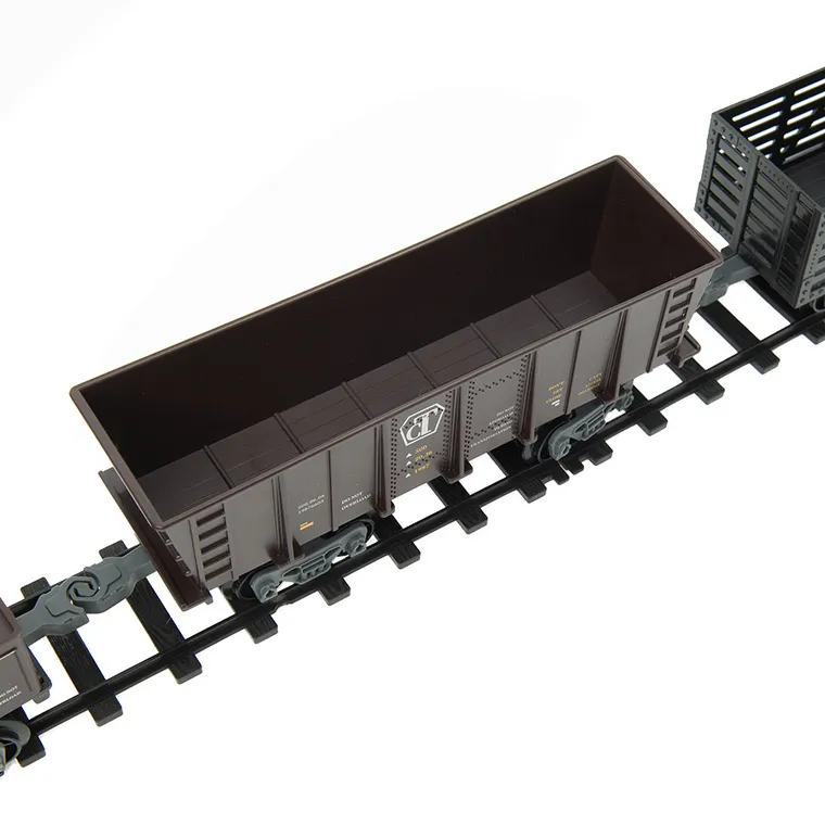 Smiki, tren clasic cu sine, fum, lumini si sunete, 1:48