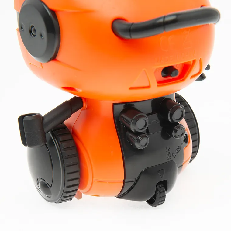 Tech-Bot, Hendee, Talkbot, walkie-talkie, robotel cu telecomanda