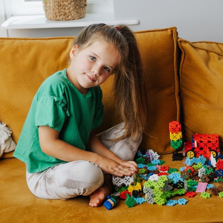 Trefl, Connect, Basic Girl, set de constructie, 70 piese, 61982