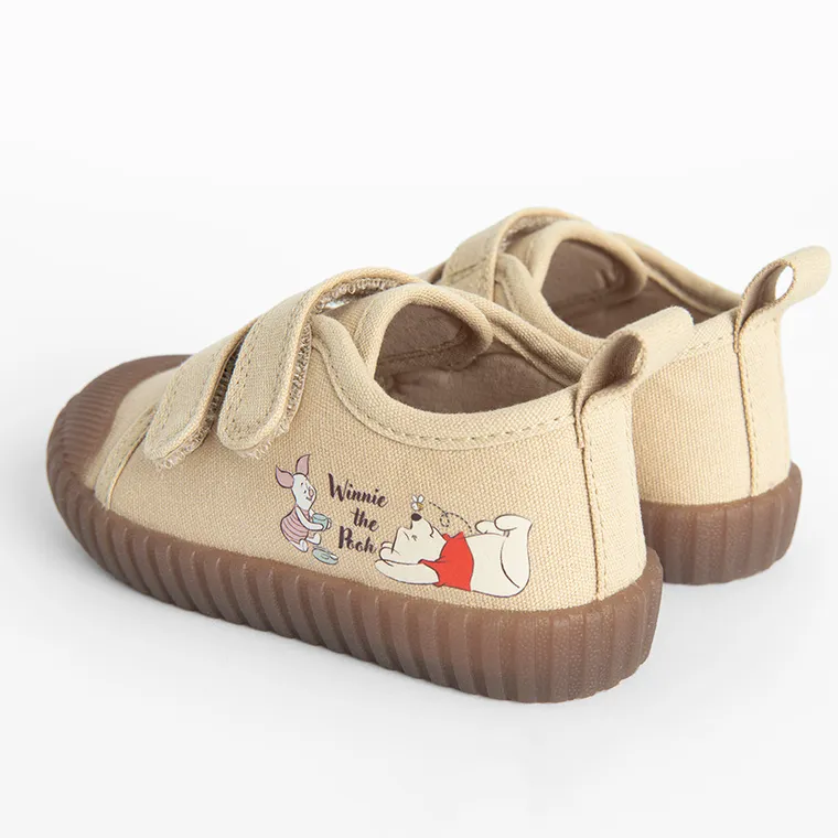 Cool Club, Tenisi pentru bebelusi, maro, talpa Barefoot, imprimeu Winnie the Pooh