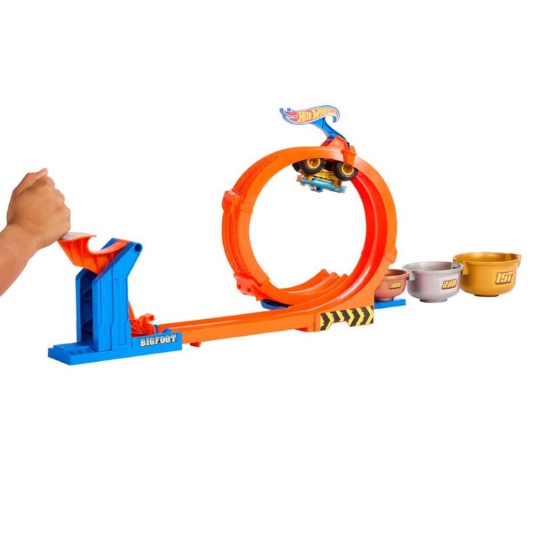 Hot Wheels, Monster Trucks, Loop-And-Flip Trophy Challenge, set de joaca cu masina Bigfoot