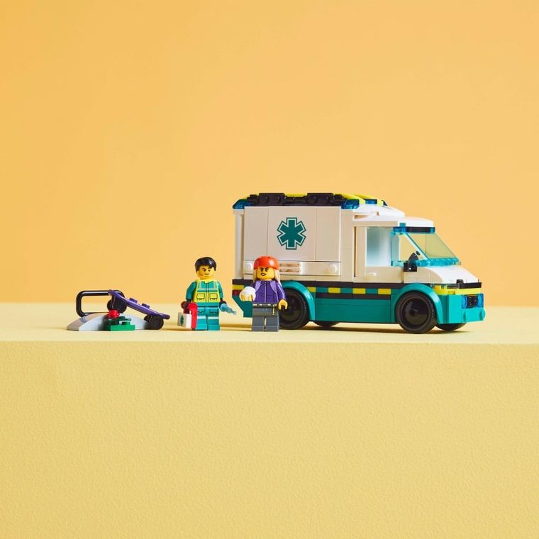 LEGO City, Ambulanta de urgente, 60451