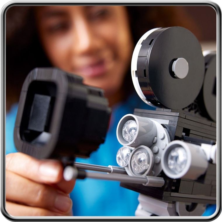 LEGO Disney, Camera de filmat - Omagiu pentru Walt Disney, 43230