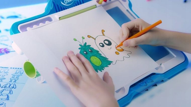 Maped Creativ, tabla alba iluminata cu sabloane de trasare
