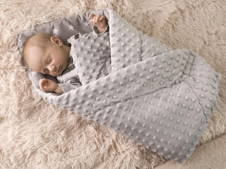 Medi Partners, Teddy, paturica - sistem de infasat pentru bebelusi, minky, albastru deschis