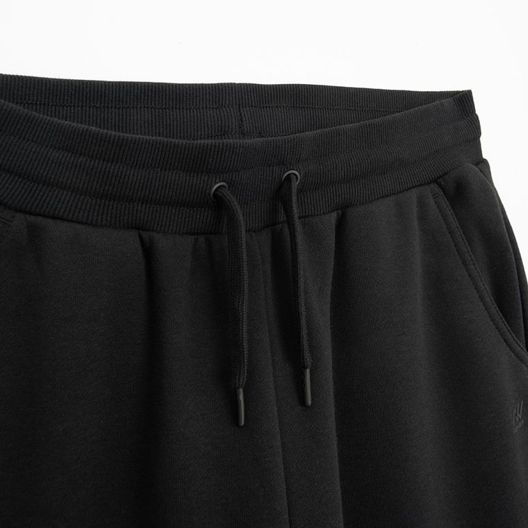 Pantaloni de trening negri cu croiala larga NOWEAR