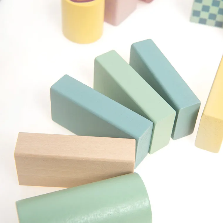 Smiki, cuburi de lemn, 100 buc.