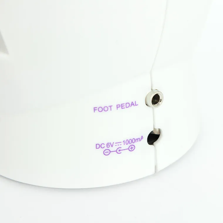 Smiki, Stylo, masina de cusut