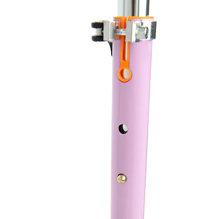 Smiki, trotineta cu trei roti si lumini LED, unicorni