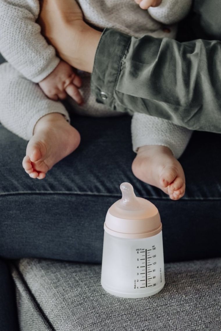 Suavinex, Zero Zero, set de biberoane, biberon 180 ml cu tetina si punga