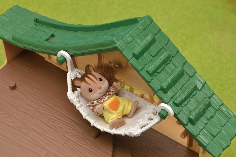 Sylvanian Families, Casuta de la lac, 5451