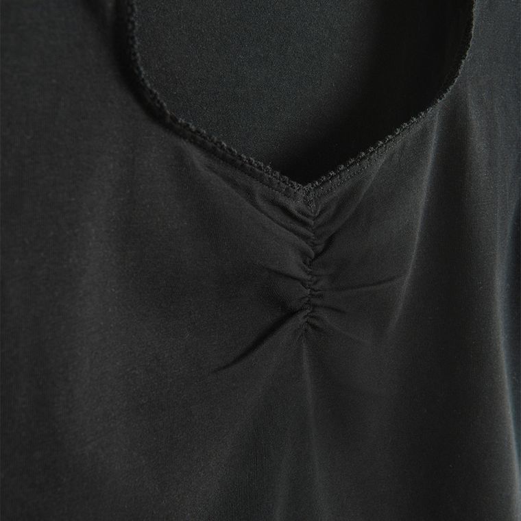 Top negru cu decolteu NOWEAR