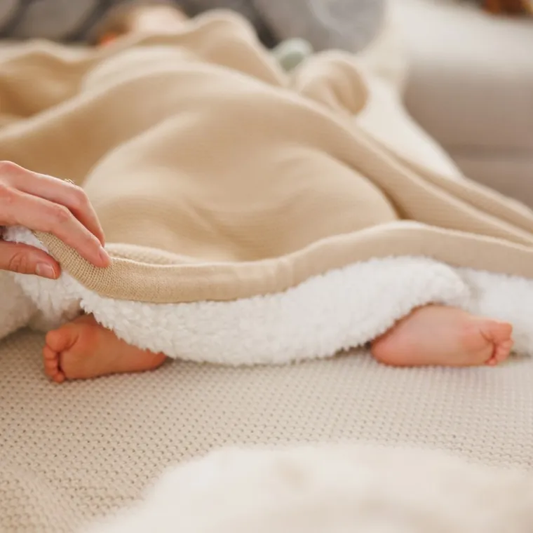 BabyOno, Paturica de iarna pentru bebelusi, bumbac + captuseala sherpa, bej, 75-100 cm