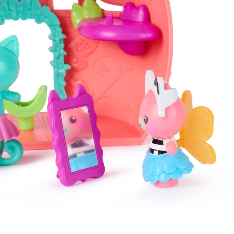 Gabby's Dollhouse, Kitty Fairy's Flutter-riffi Playset, set de joaca cu figurine si inel, 12 elemente