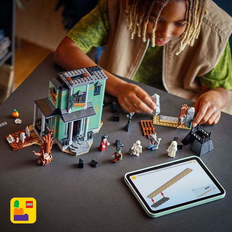 LEGO Creator, Conacul bantuit, 31167