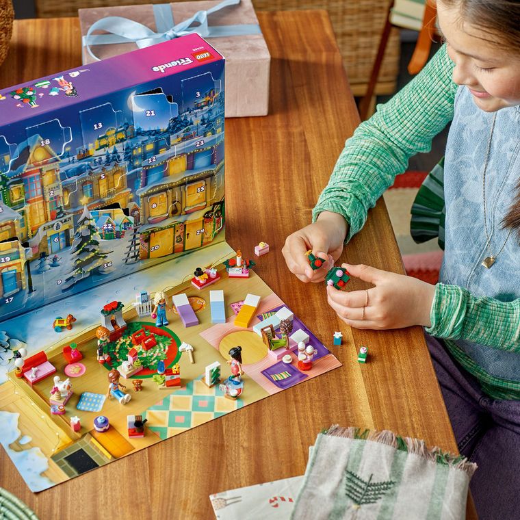 LEGO Friends, Calendar de advent 2025, 42668