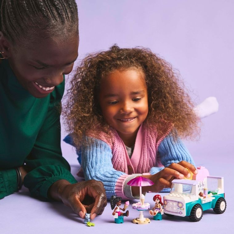 LEGO Friends, Furgoneta de inghetata in orasul Heartlake, 42644