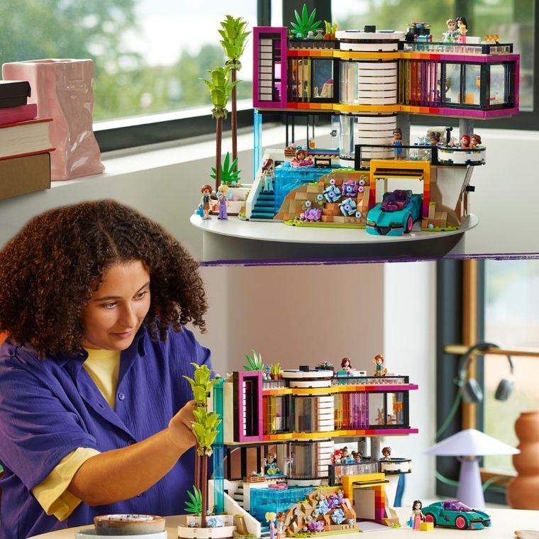 LEGO Friends, Resedinta moderna a lui Andrea, 42639