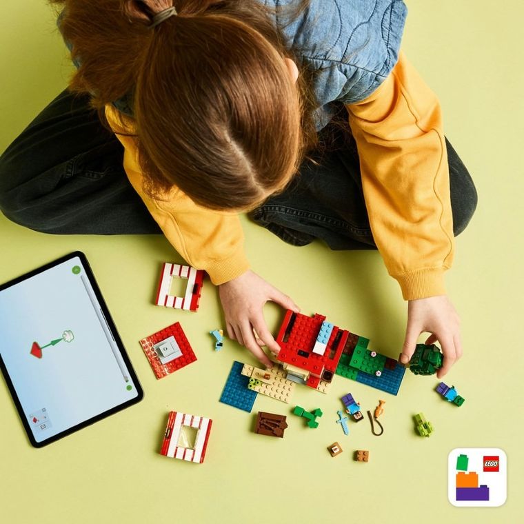 LEGO Minecraft, Casa TNT din jungla, 21275