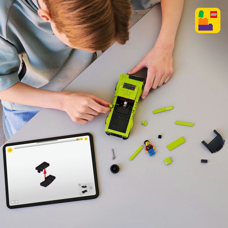 LEGO Speed Champions, Masina sport Dodge Challenger SRT Hellcat, 77237