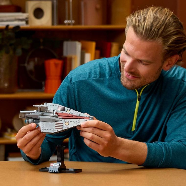LEGO Star Wars, Nava de asalt din clasa Acclamator, 75404