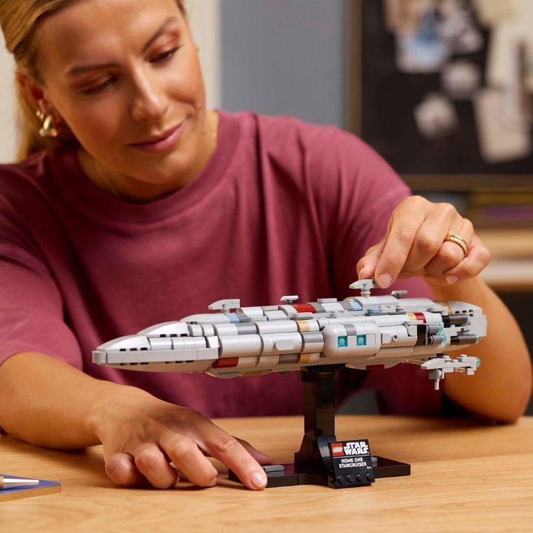 LEGO Star Wars, Nava de croaziera stelara Home One, 75405
