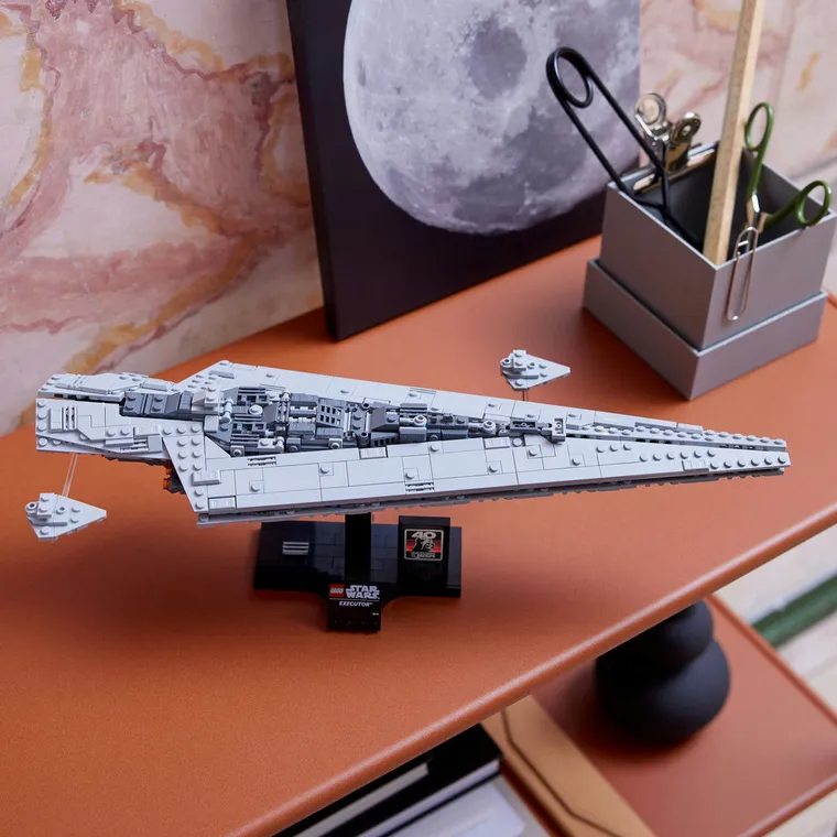 LEGO Star Wars, Super Star Destroyer clasa Executor, 75356